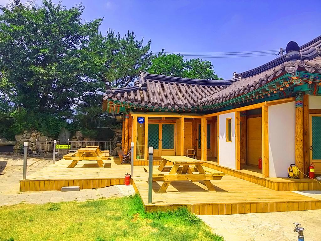 Chowoo Guesthouse 慶州市 エクステリア 写真