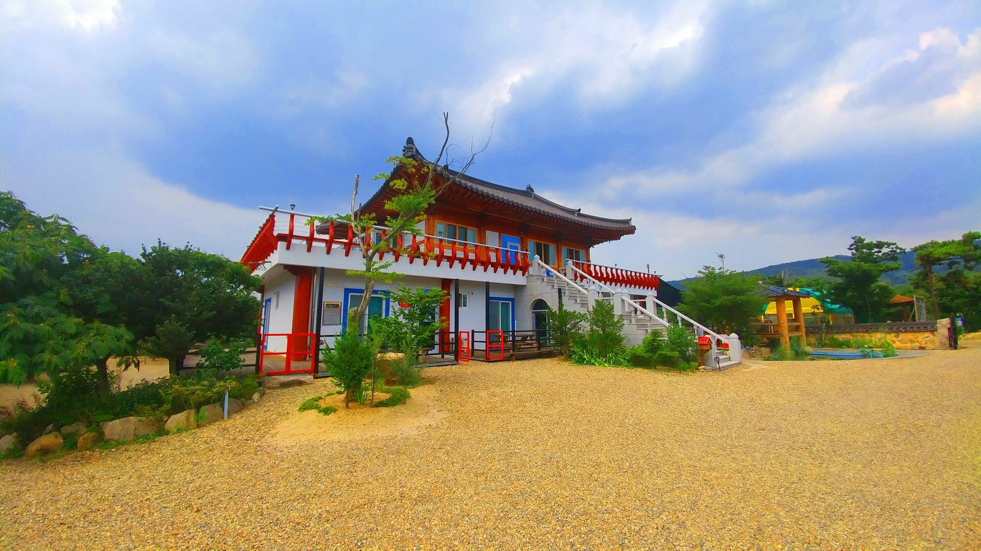 Chowoo Guesthouse 慶州市 エクステリア 写真
